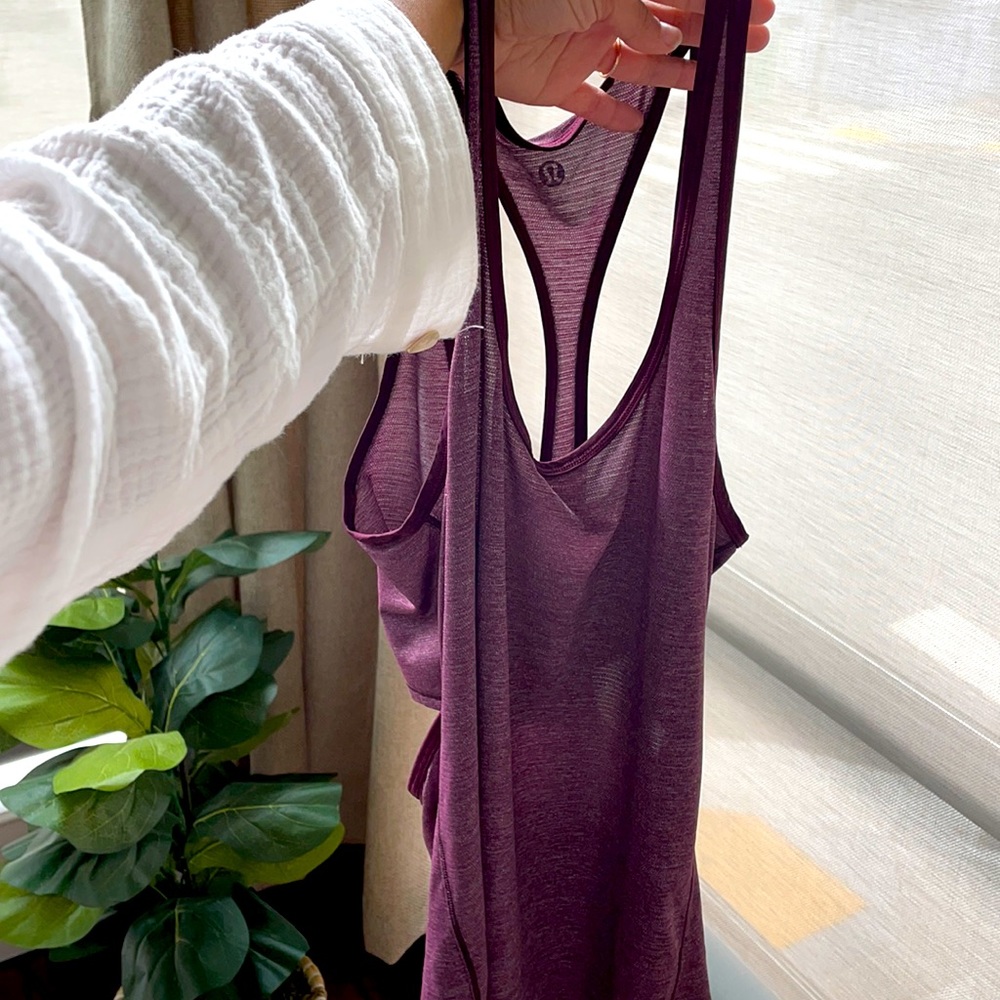 Lululemon workout tank